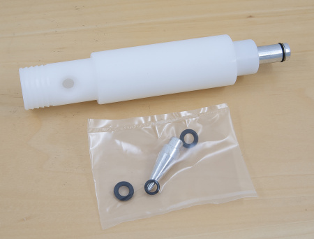 Направляющая для шомпола ЧистоGUN CBG-R8, Blaser R8, калибр .308/.30-06 купить в интернет-магазине ХантингАрт