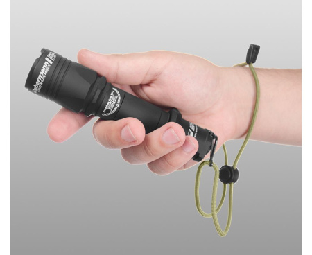 Фонарь подствольный Armytek Dobermann XP-E2, 200 люмен, зелёный, до 274 м, 1x18650 (не входит в комплект) купить в интернет-магазине ХантингАрт