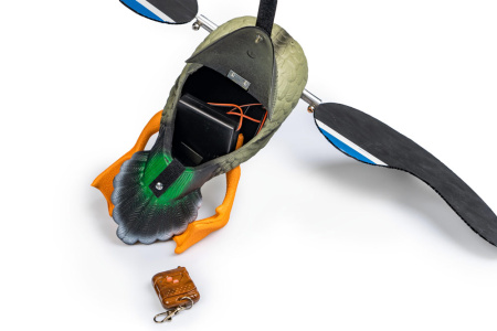 Мотомеханическое чучело кряквы (селезень) с дистанционным пультом управления купить в интерент-магазине Хантингарт